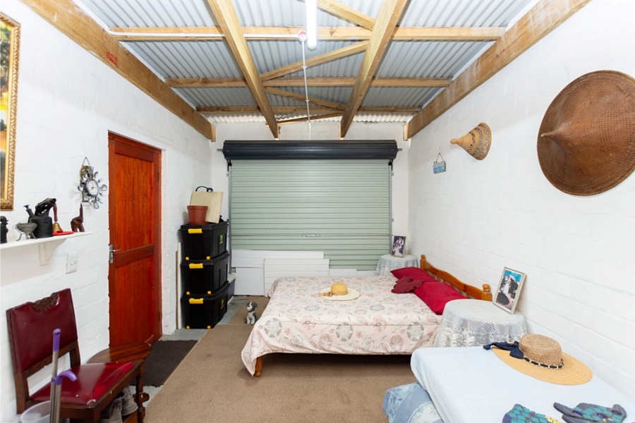 2 Bedroom Property for Sale in Laaiplek Western Cape